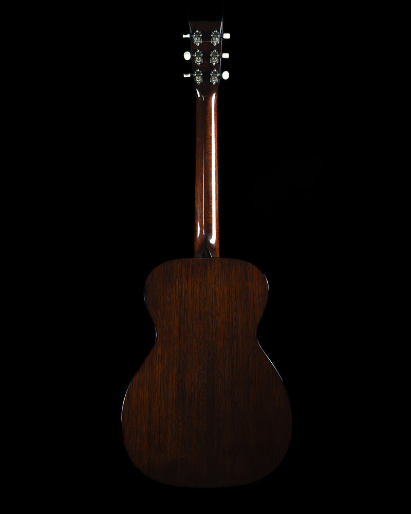 2006 Collings 14-Fret 01, Sitka Spruce, Mahogany, Sunburst - USED