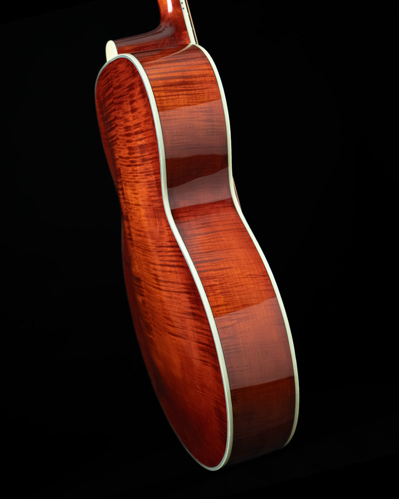 Eastman AR805 Archtop, Spruce, Maple - NEW