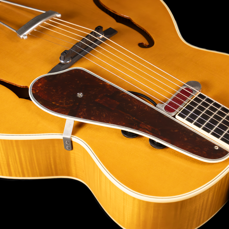 2016 Epiphone Masterbilt De Luxe 17