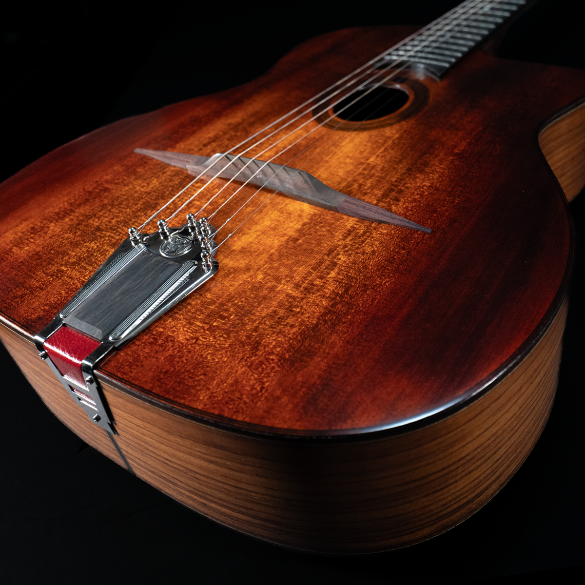 Eastman DM1 CLA Gypsy Jazz Spruce Rosewood Cutaway NEW