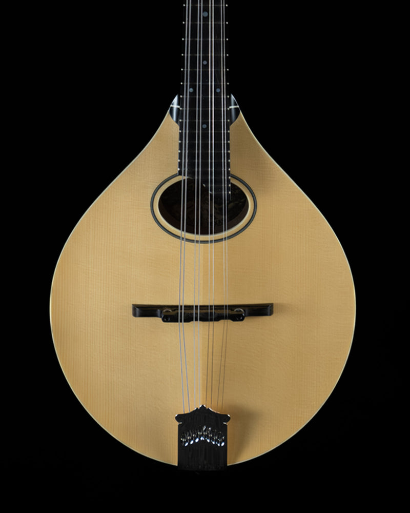 2023 Collings MT O, Oval Hole Mandolin, Engelmann Spruce, Maple - USED