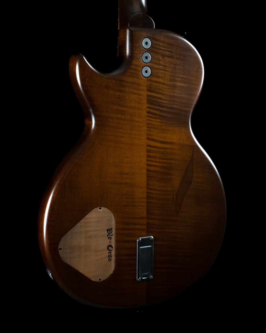 Northfield NFO-EL2 EleOcto Electric Octave Mandolin, Red Spruce, Maple - NEW