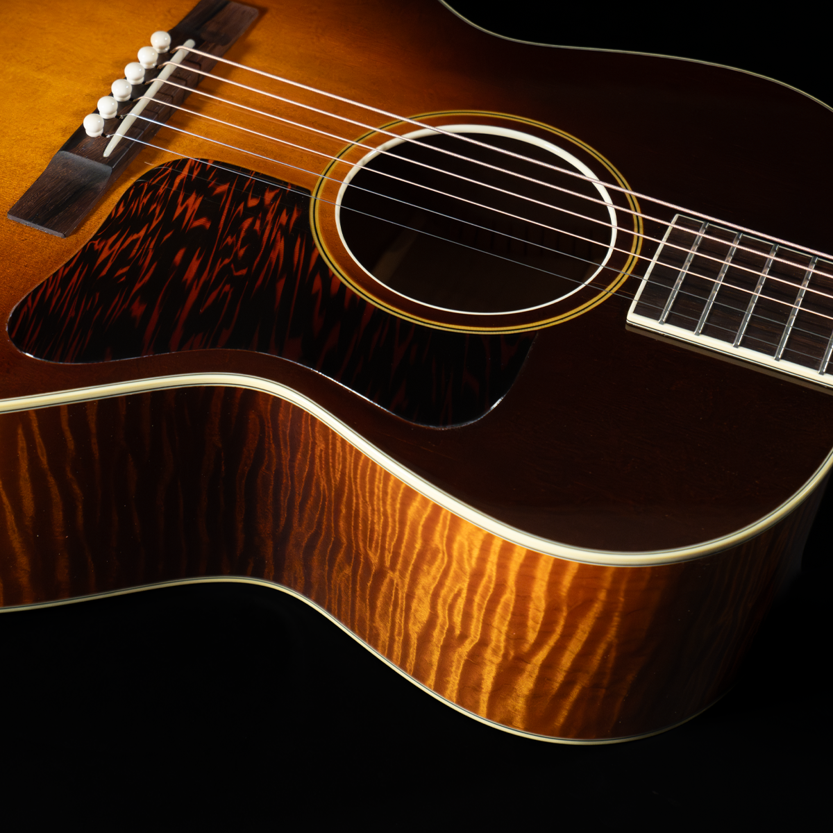 Fairbanks F-20 Nick Lucas Deluxe, Sitka Spruce, Maple, Full Body Fairbanks F-20 Nick Lucas Deluxe, Sitka Spruce, Maple, Full Body