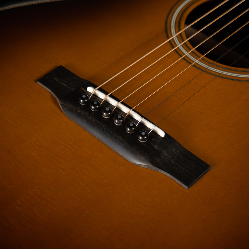 Collings OM2H SB Cutaway, Sitka Spruce, Indian Rosewood, Sunburst - NEW