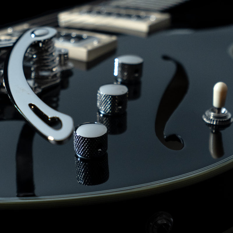 Eastman Romeo NYC, Laminated Spruce and Maple, Seymour Duncan Psyclone Filtertrons - NEW (Copy)
