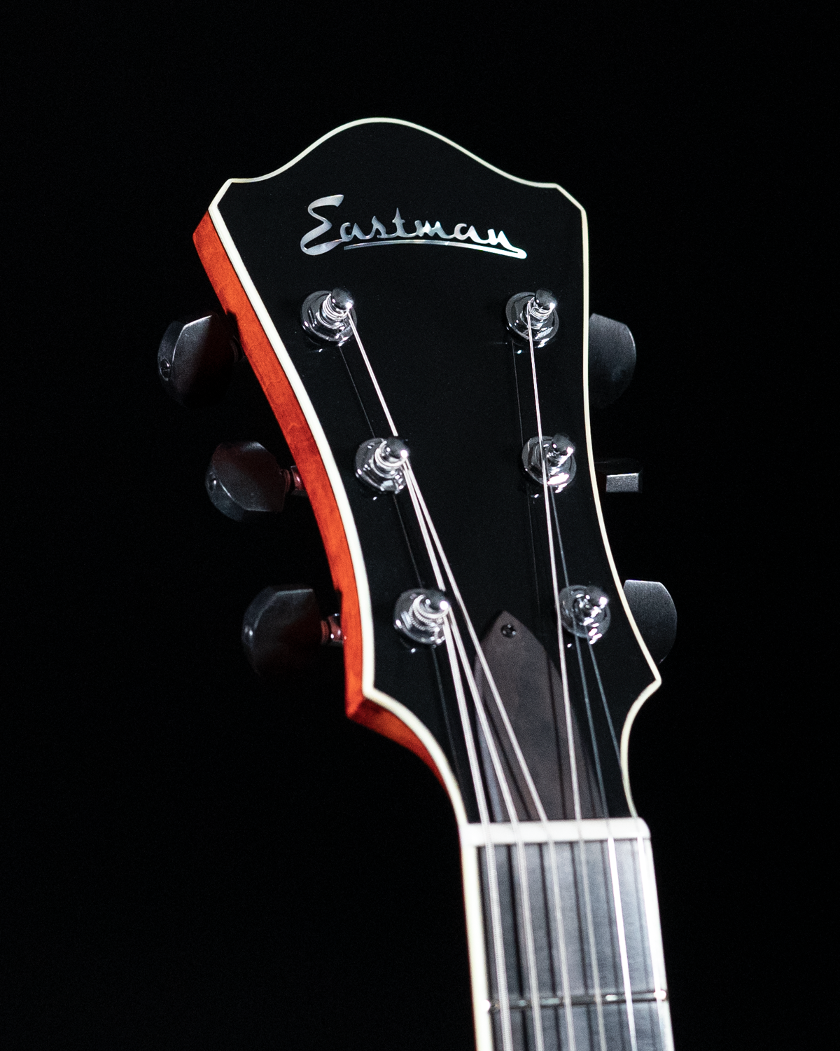 Eastman AR605CED CS Solid Carved Archtop Spruce Mahogany NEW