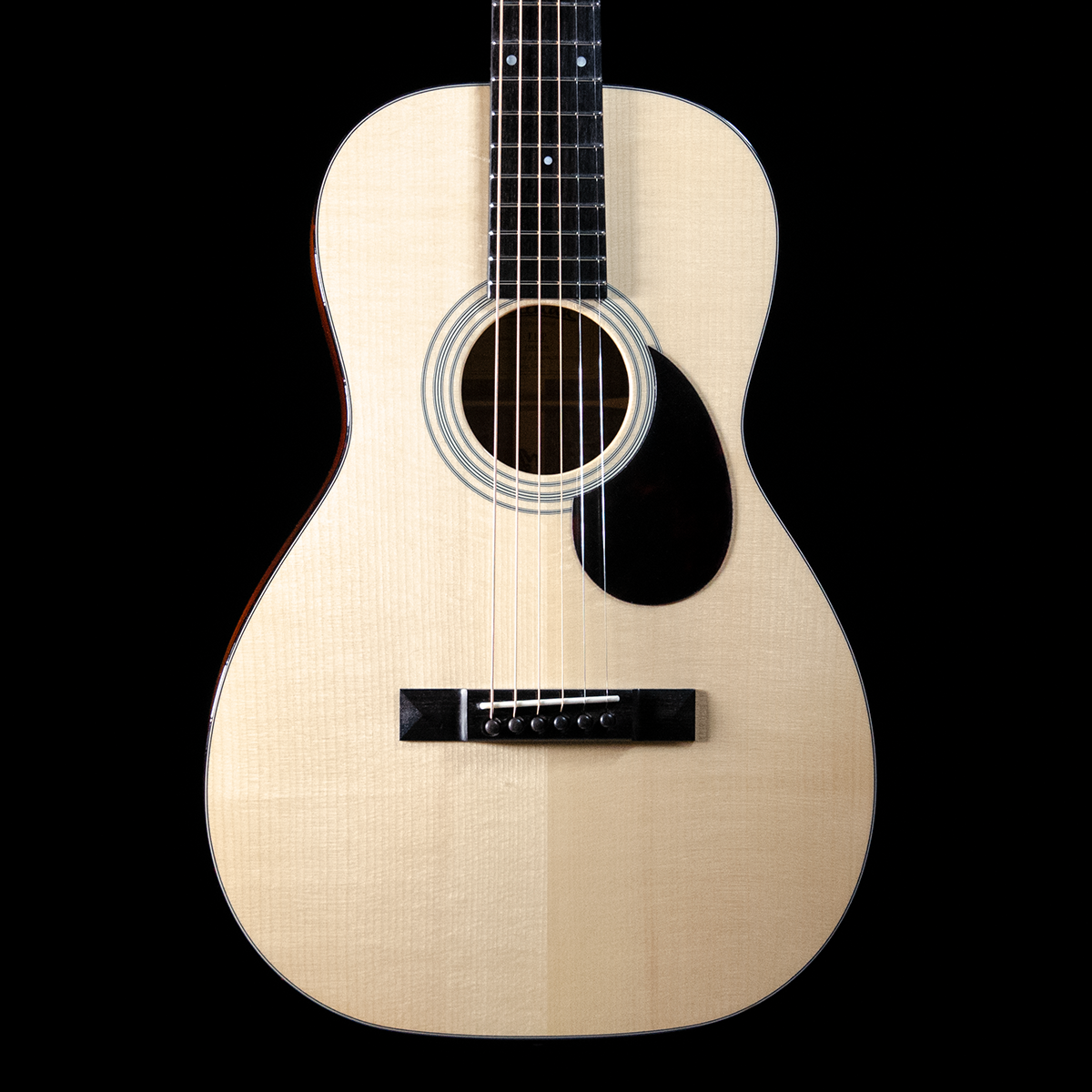 Eastman parlour deals guitar