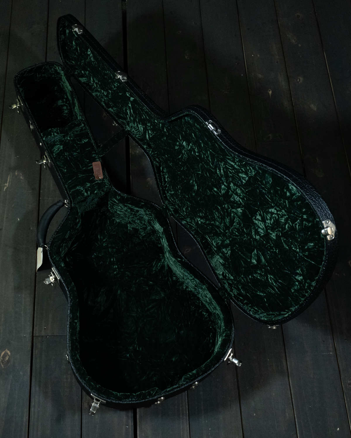 Tkl acoustic guitar case deals